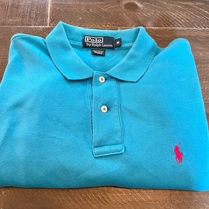 Men’s blue polo